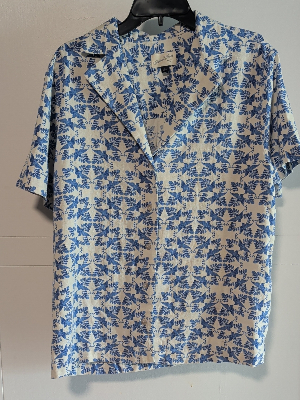 Universal Thread Linen Blend Button-Down